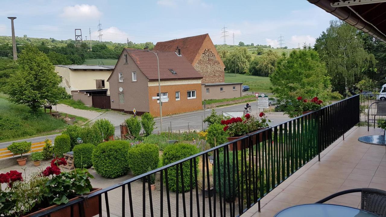 Pension Villaggio Mertesheim Bagian luar foto