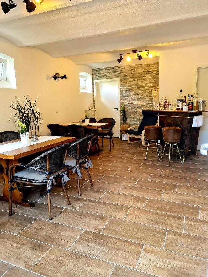 Pension Villaggio Mertesheim Bagian luar foto