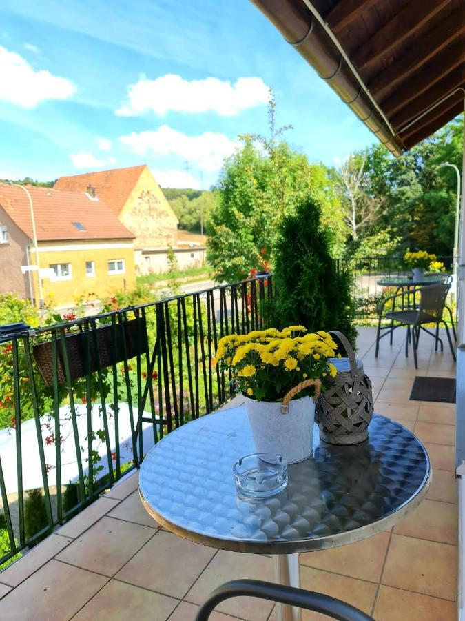 Pension Villaggio Mertesheim Bagian luar foto