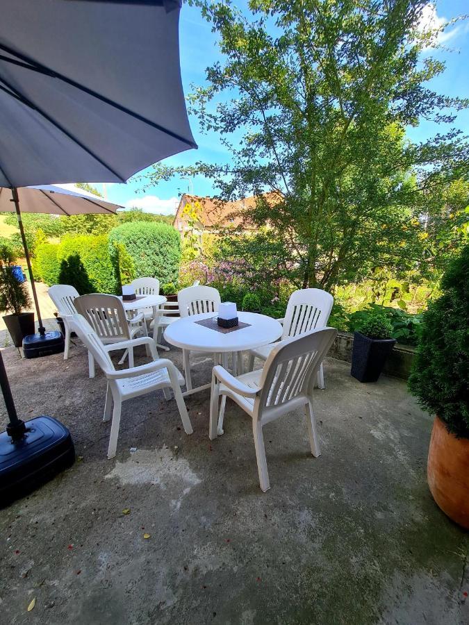 Pension Villaggio Mertesheim Bagian luar foto